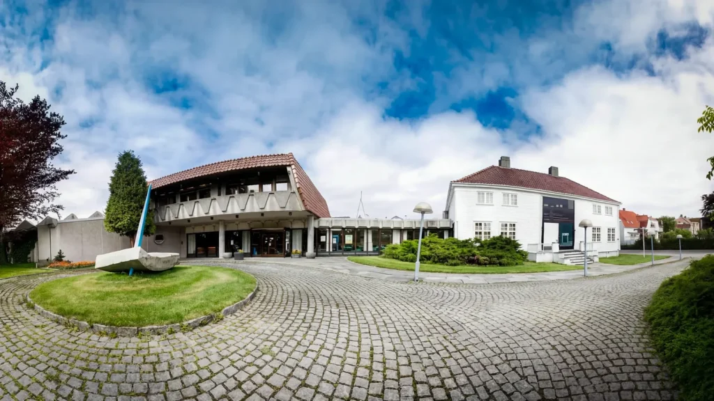 Haugesund Billedgalleri sett utenfra